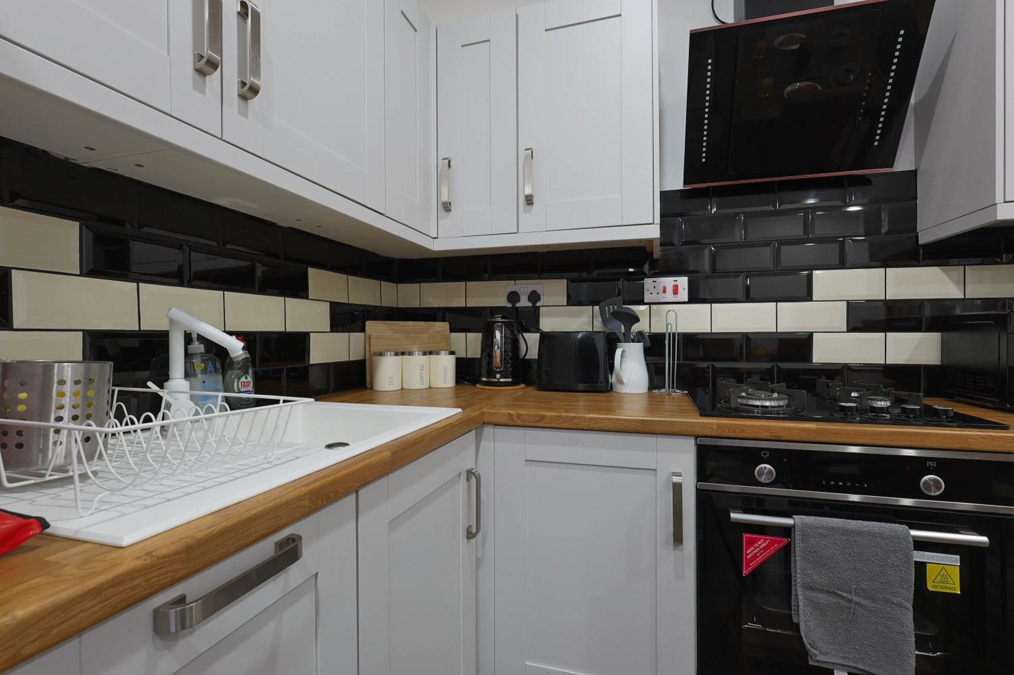 Stylish Apartment In City Centre - Walk Everywhere 卡迪夫 外观 照片