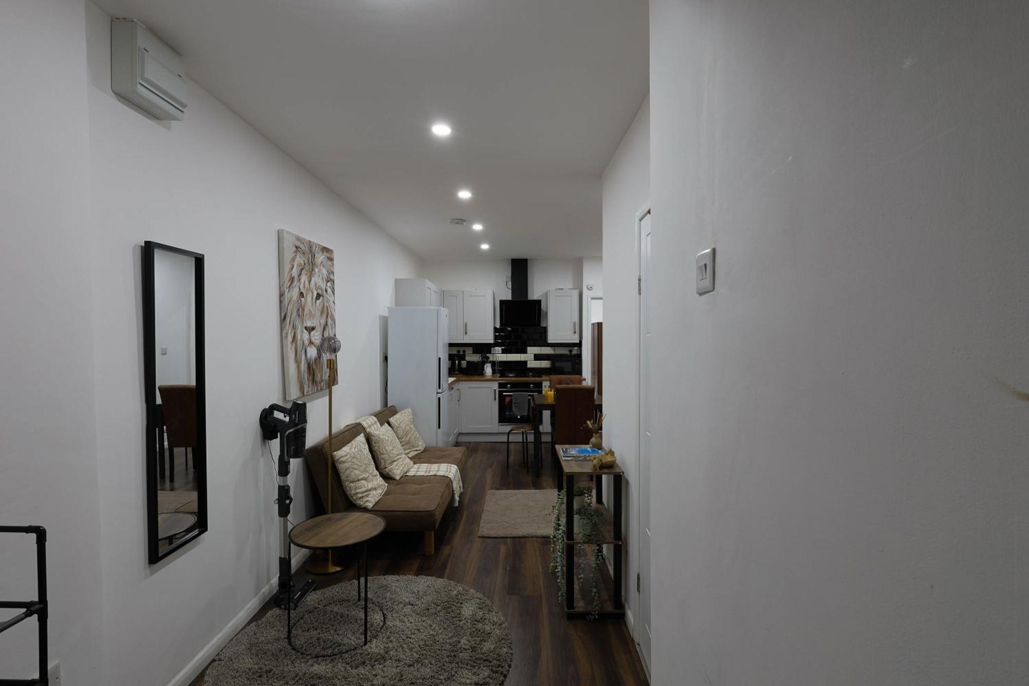 Stylish Apartment In City Centre - Walk Everywhere 卡迪夫 外观 照片